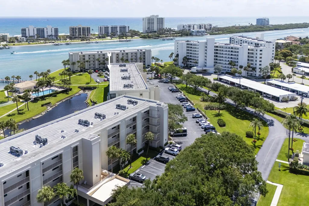 200 Intracoastal Place Jupiter FL 33469