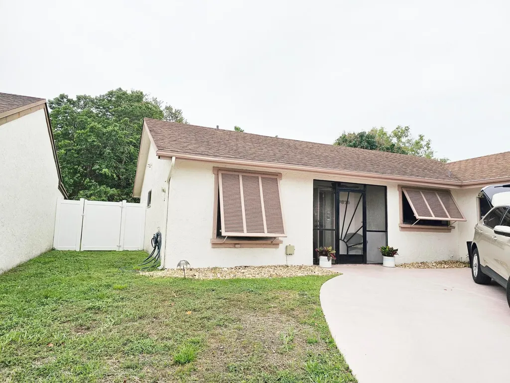 9876 Orange Park Trail Boca Raton FL 33428