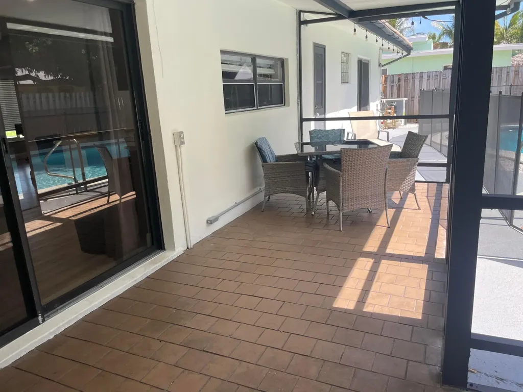 2620 NE 19th Street Pompano Beach FL 33062