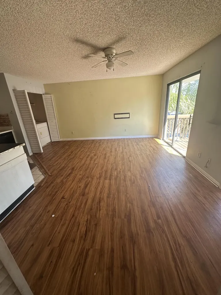 637 Executive Center Drive West Palm Beach FL 33401