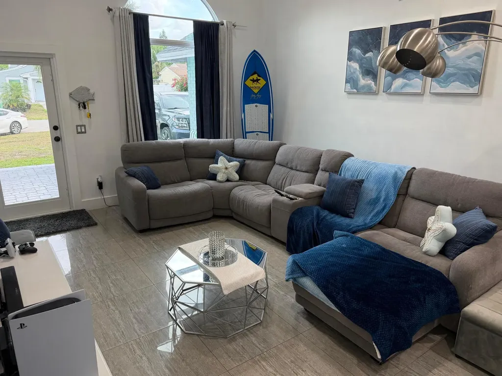 8097 Cedar Hollow Lane Boca Raton FL 33433