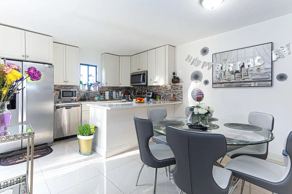 4702 Waterview Circle Palm Springs FL 33461
