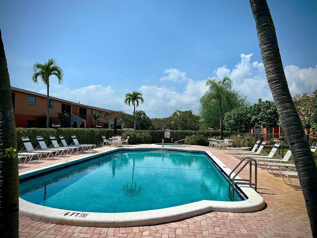 50 SE 12th Street Boca Raton FL 33432