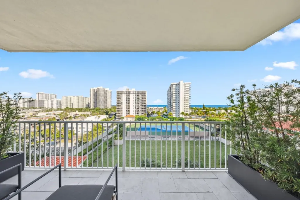 3020 NE 32nd Avenue Fort Lauderdale FL 33308