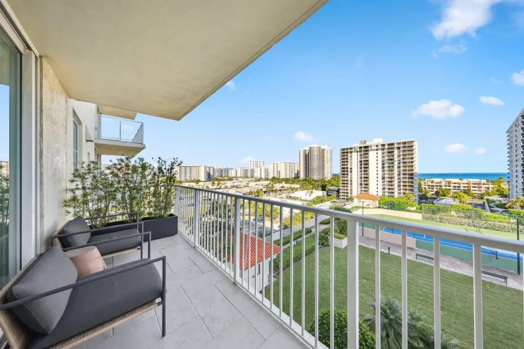 3020 NE 32nd Avenue Fort Lauderdale FL 33308