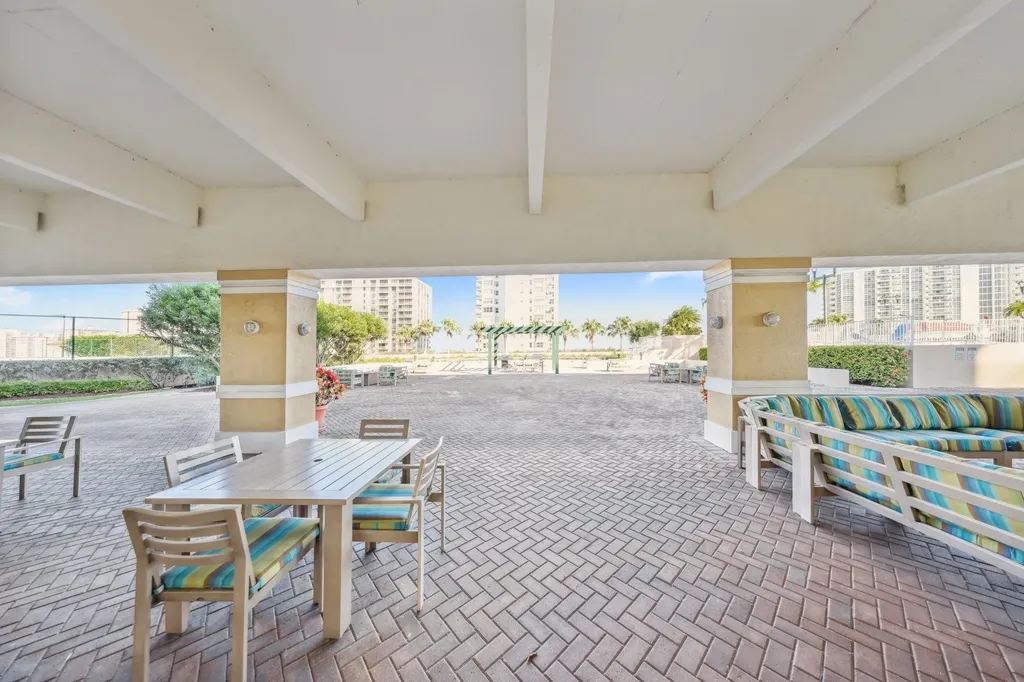 3020 NE 32nd Avenue Fort Lauderdale FL 33308