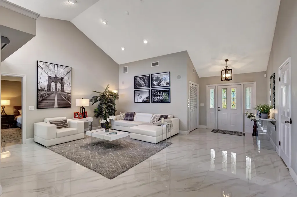 12870 La Rochelle Circle Palm Beach Gardens FL 33410