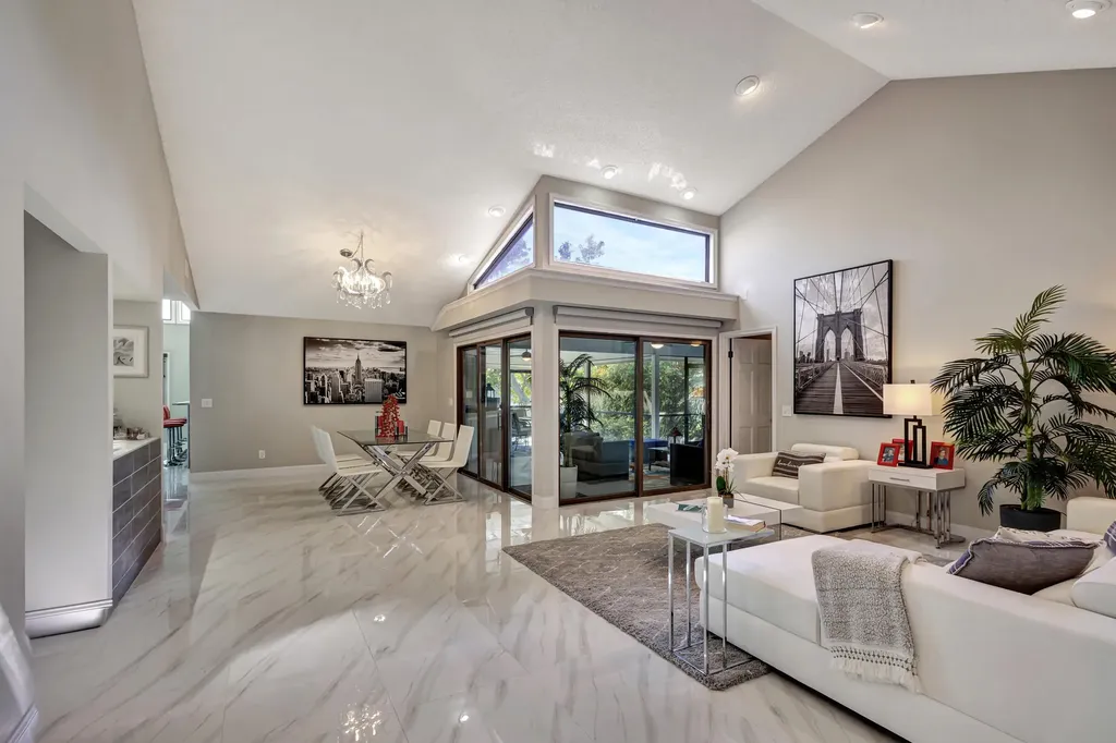 12870 La Rochelle Circle Palm Beach Gardens FL 33410
