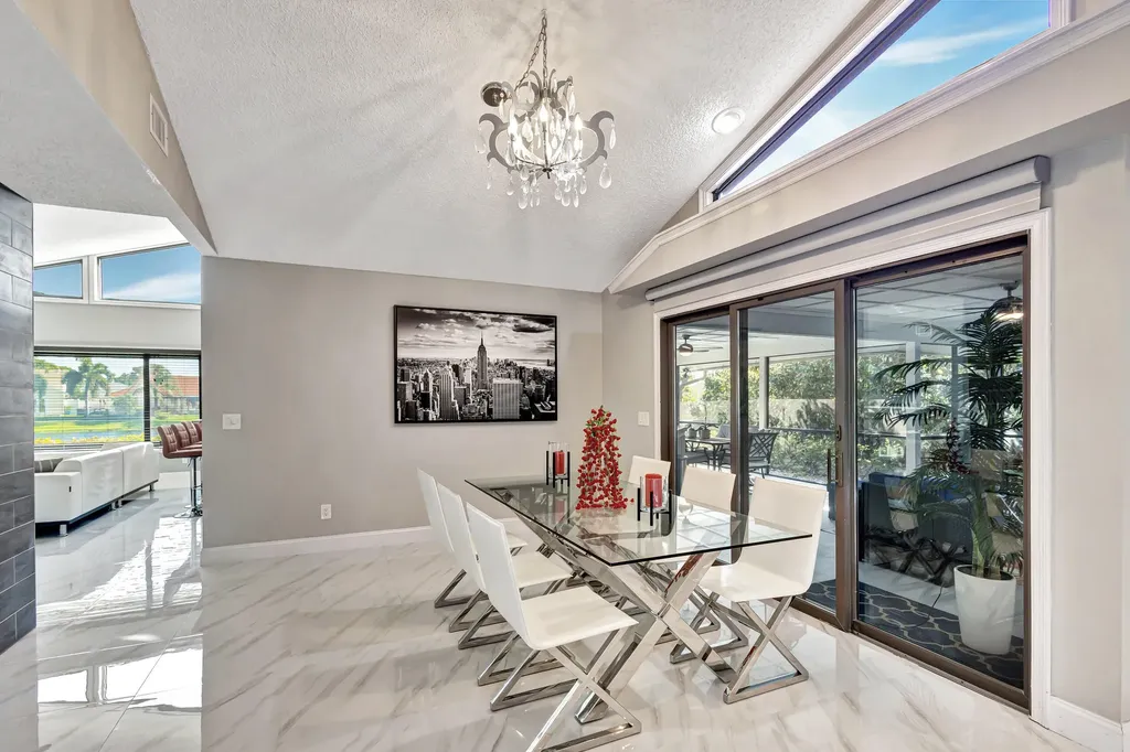 12870 La Rochelle Circle Palm Beach Gardens FL 33410