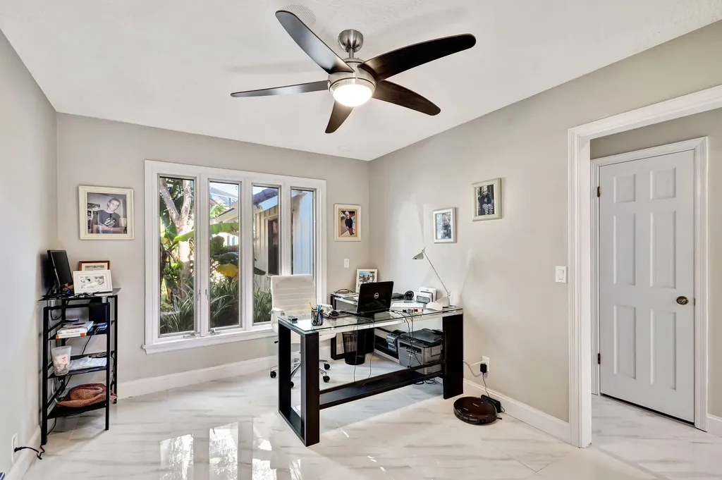 12870 La Rochelle Circle Palm Beach Gardens FL 33410