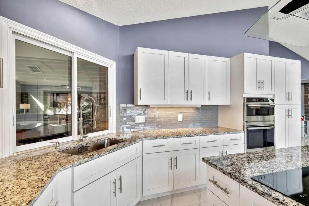12870 La Rochelle Circle Palm Beach Gardens FL 33410