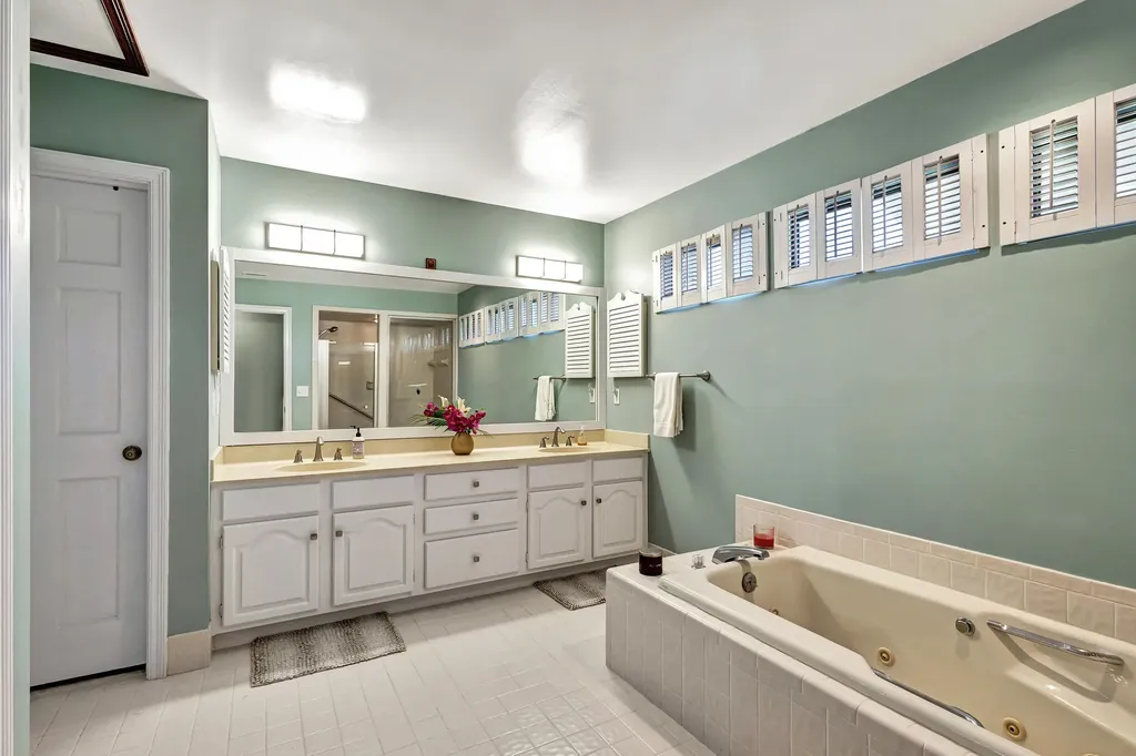 12870 La Rochelle Circle Palm Beach Gardens FL 33410