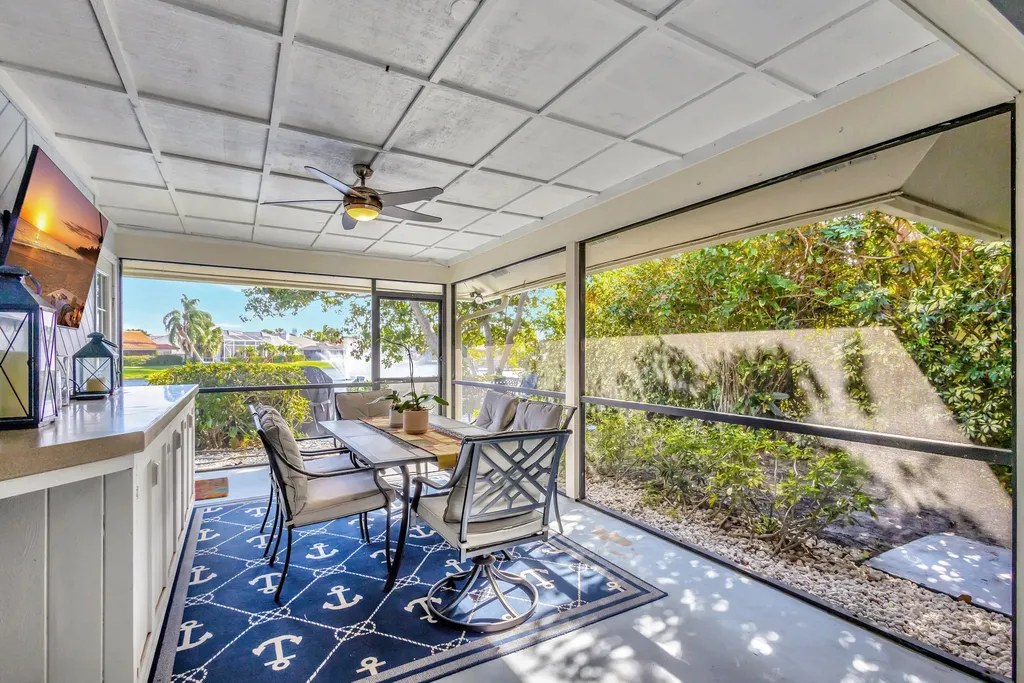 12870 La Rochelle Circle Palm Beach Gardens FL 33410