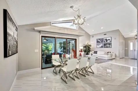 12870 La Rochelle Circle Palm Beach Gardens FL 33410