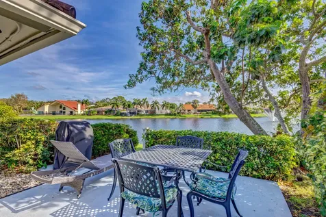 12870 La Rochelle Circle Palm Beach Gardens FL 33410
