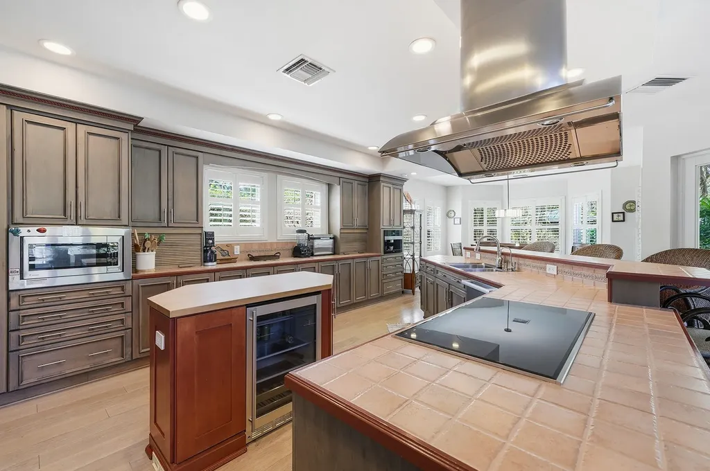 4412 SW 34th Terrace Fort Lauderdale FL 33312