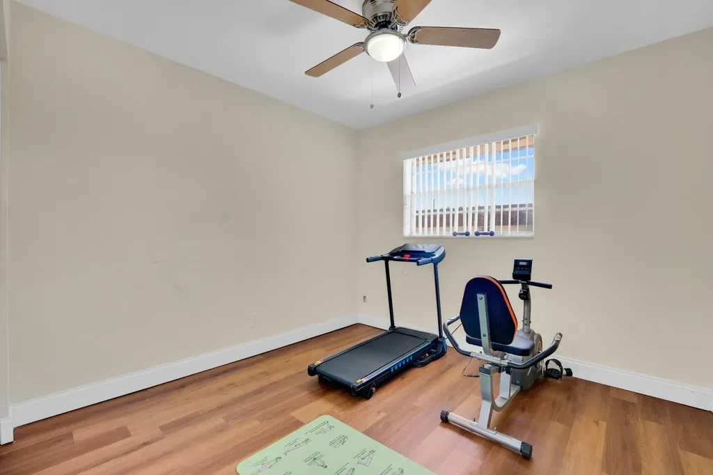 6679 SW 41st Court Davie FL 33314