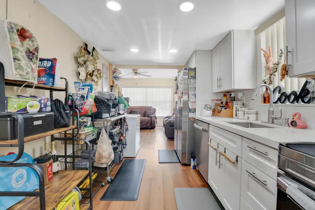 6679 SW 41st Court Davie FL 33314