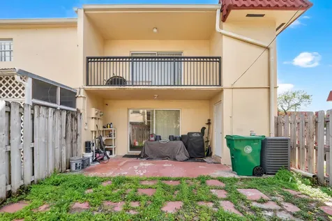 6679 SW 41st Court Davie FL 33314