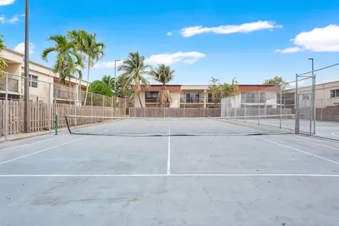 6679 SW 41st Court Davie FL 33314