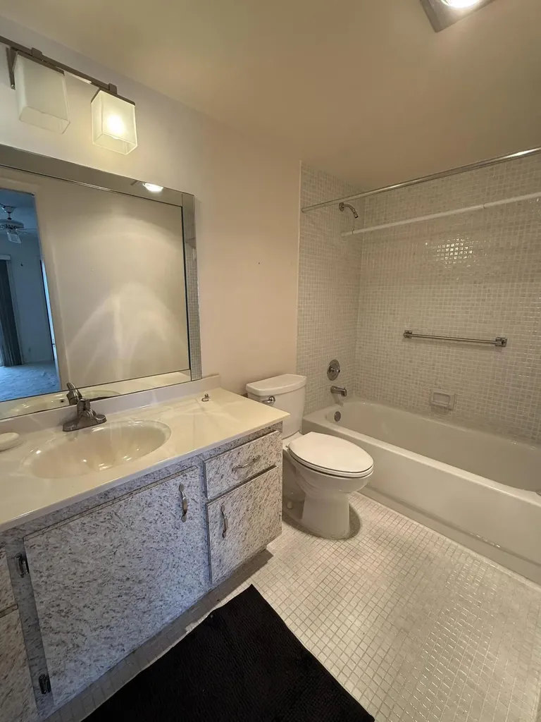 4022 Wolverton B Boca Raton FL 33434
