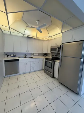 4022 Wolverton B Boca Raton FL 33434