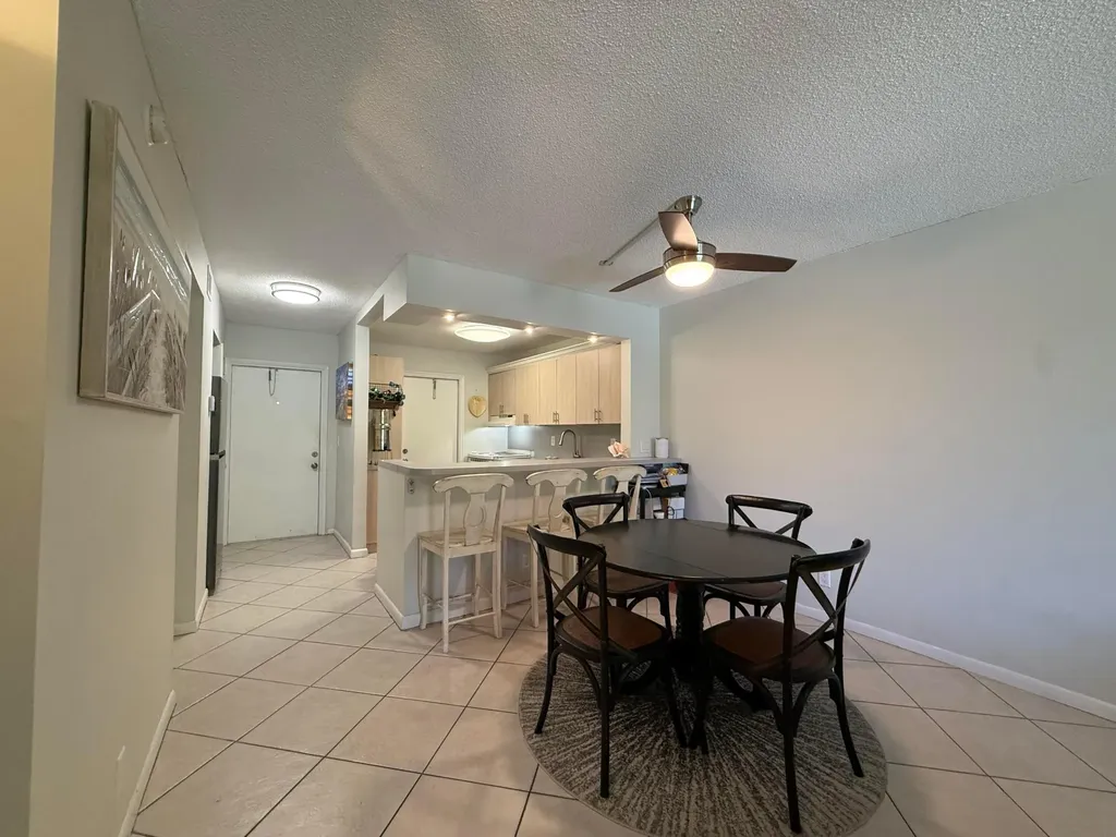 1040 SE 4th Avenue Deerfield Beach FL 33441