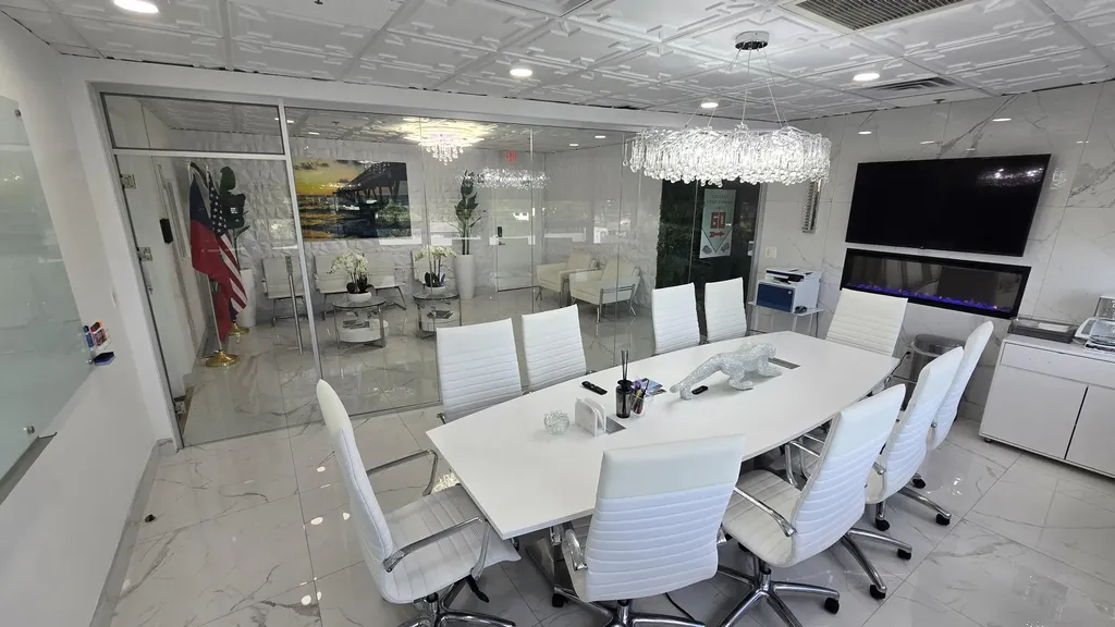 2455 E Sunrise Boulevard Fort Lauderdale FL 33304