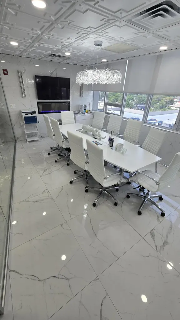 2455 E Sunrise Boulevard Fort Lauderdale FL 33304