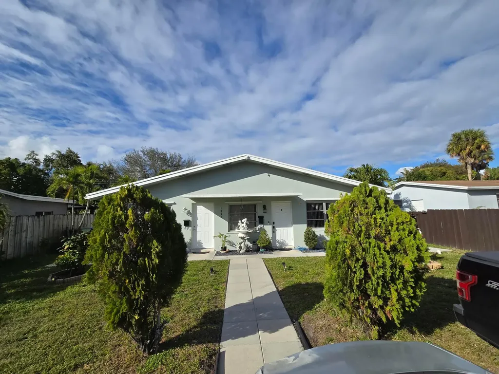 1021 SW 32nd Court Fort Lauderdale FL 33315