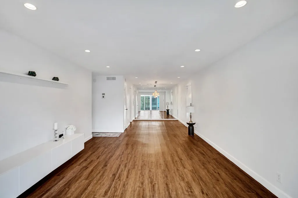 6289 Bay Club Drive Fort Lauderdale FL 33308