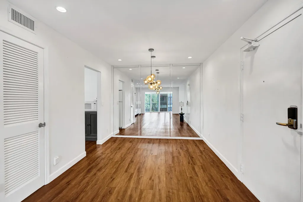6289 Bay Club Drive Fort Lauderdale FL 33308