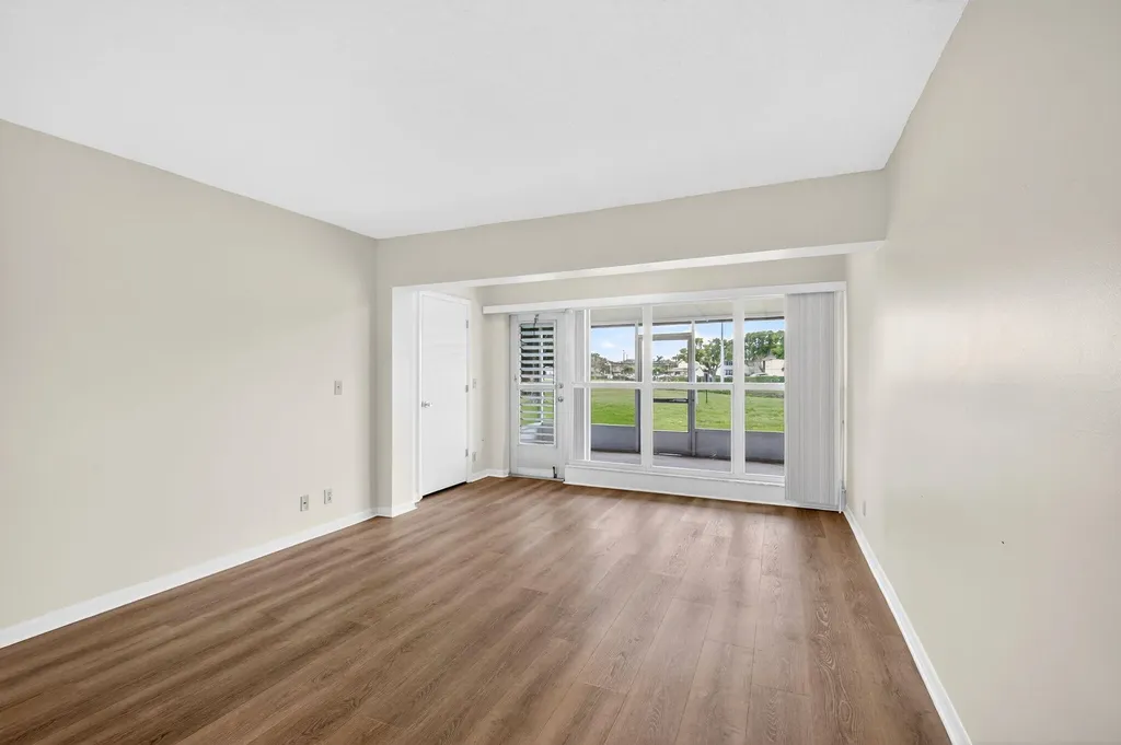 2840 SW 13th Street Delray Beach FL 33445