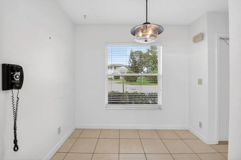 2840 SW 13th Street Delray Beach FL 33445