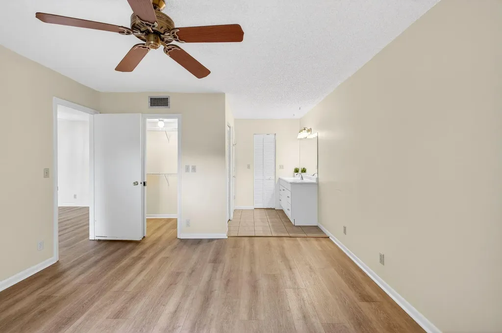 2840 SW 13th Street Delray Beach FL 33445