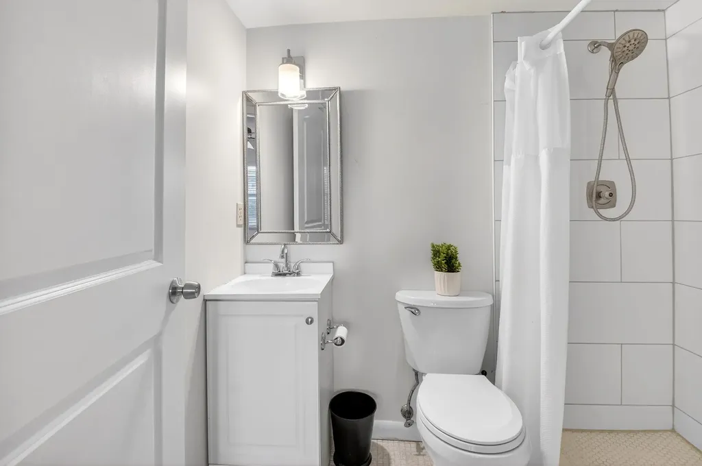 2840 SW 13th Street Delray Beach FL 33445