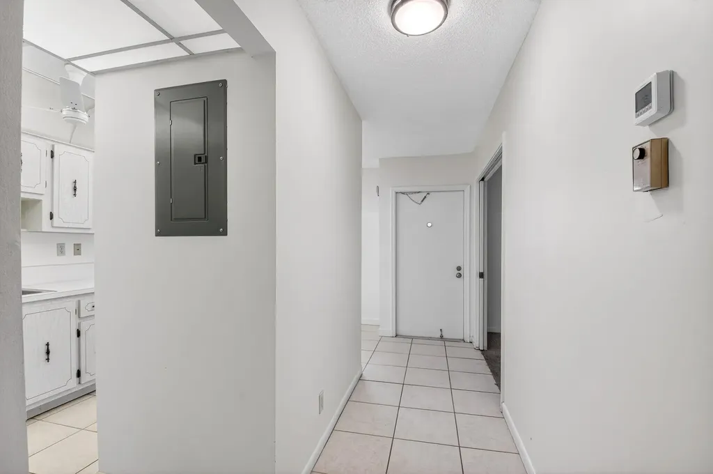 2840 SW 13th Street Delray Beach FL 33445