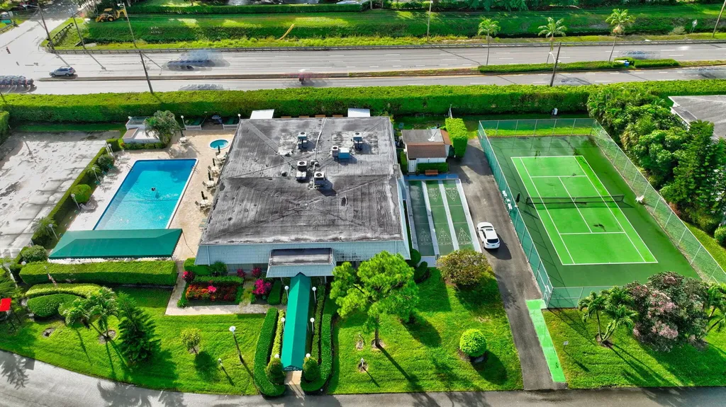 2840 SW 13th Street Delray Beach FL 33445