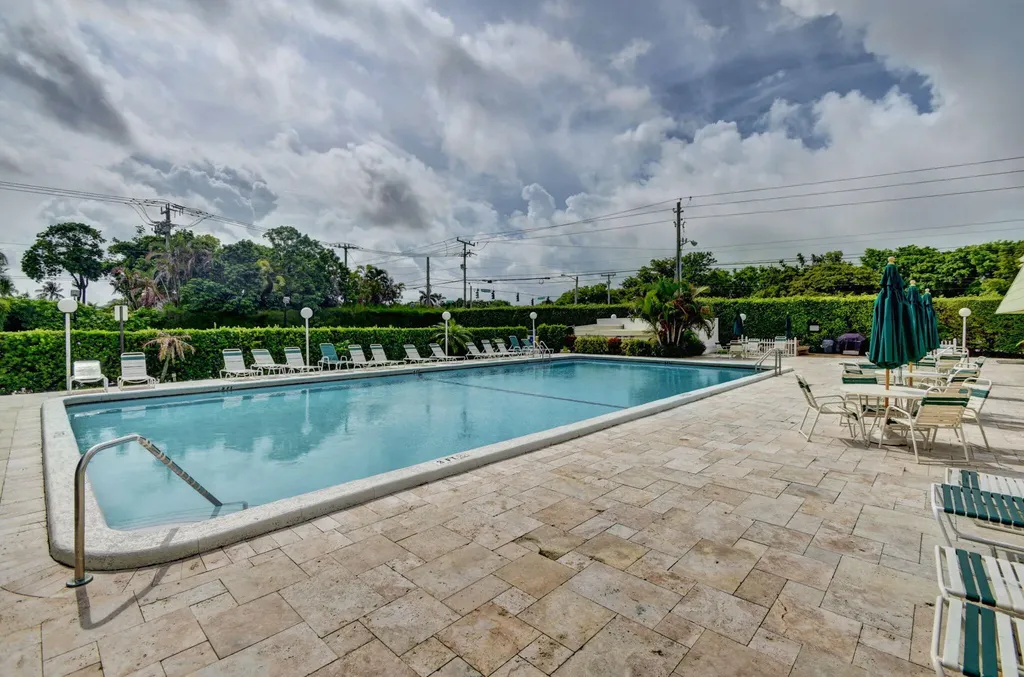2840 SW 13th Street Delray Beach FL 33445