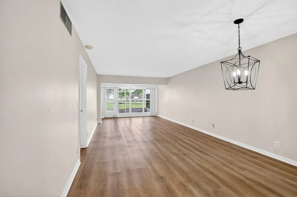 2840 SW 13th Street Delray Beach FL 33445