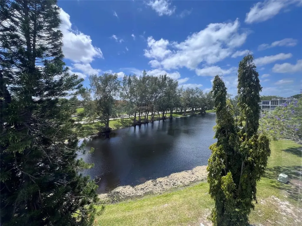 4159 Cambridge G Deerfield Beach FL 33442