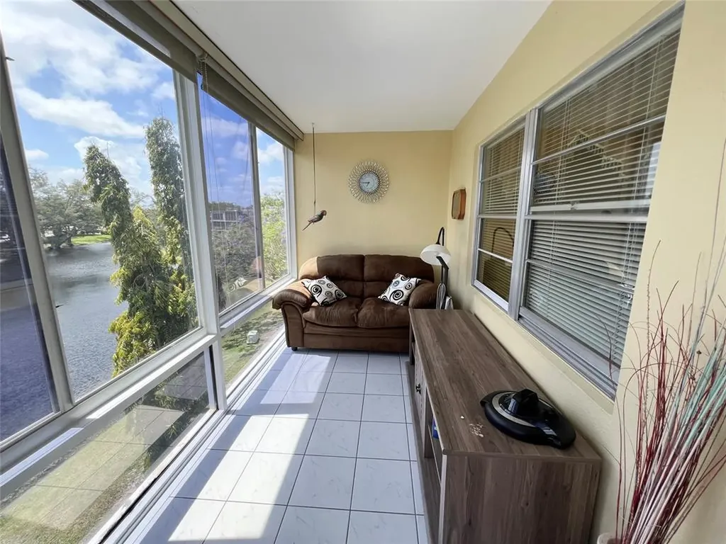 4159 Cambridge G Deerfield Beach FL 33442