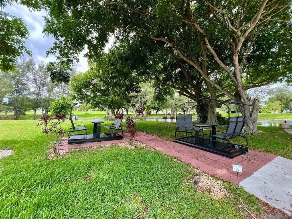 4159 Cambridge G Deerfield Beach FL 33442