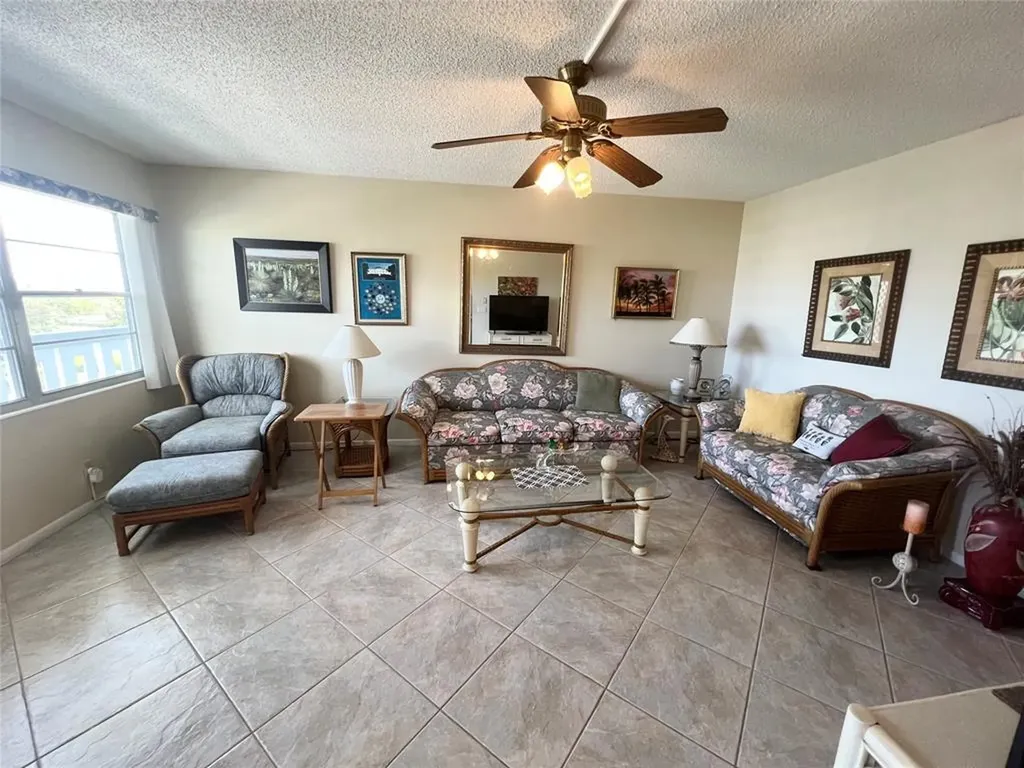 4159 Cambridge G Deerfield Beach FL 33442
