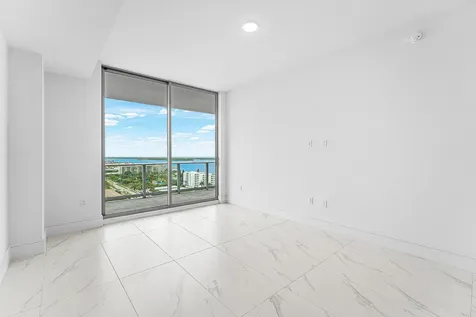 220 Lake Shore Drive Lake Park FL 33403