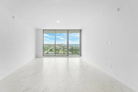 220 Lake Shore Drive Lake Park FL 33403