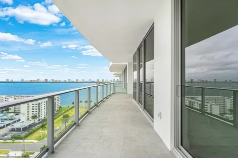 220 Lake Shore Drive Lake Park FL 33403