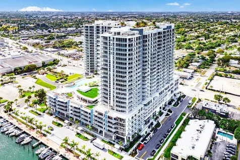 220 Lake Shore Drive Lake Park FL 33403