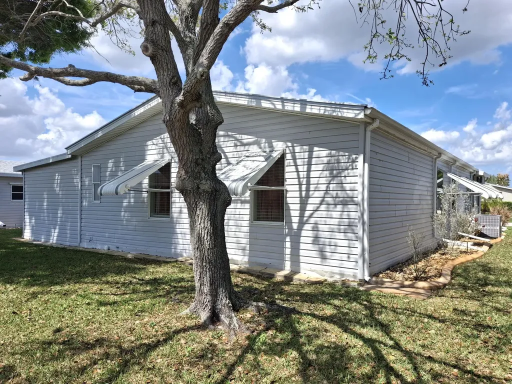 3713 Pendula Circle Port St Lucie FL 34952
