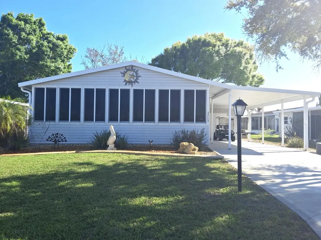3713 Pendula Circle Port St Lucie FL 34952